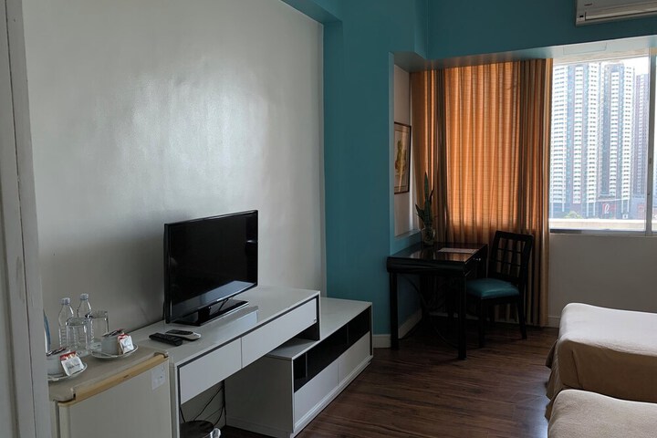 Room 23 of 50