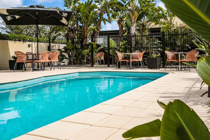 Hotel Pool