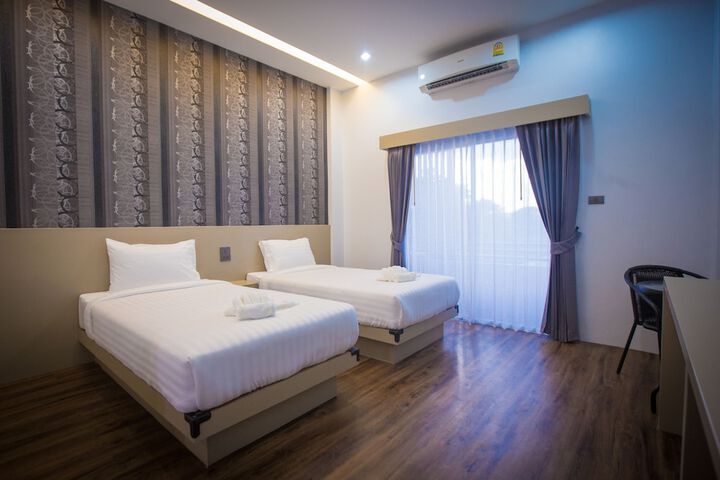 Room 45 of 83