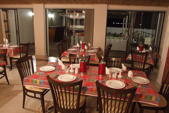 Dining 47 of 48