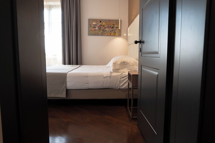 Room 43 of 101