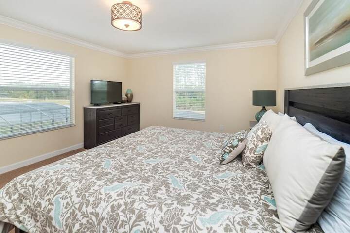 Room 12 of 31
