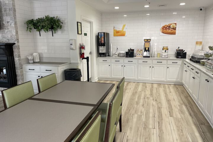 Breakfast area