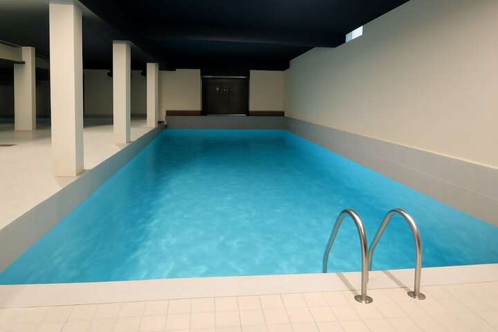 Pool 26 of 44