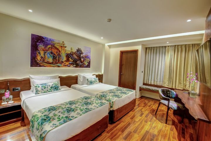 Room 26 of 58