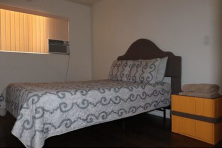Room 108 of 117