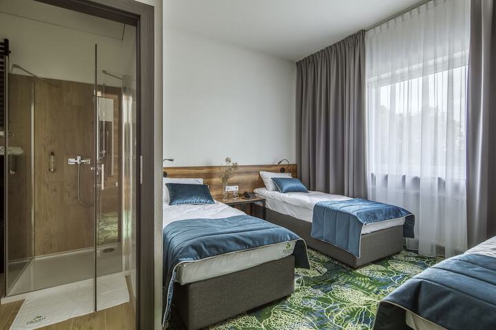 Room 3 of 24