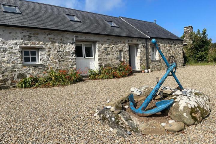 Trefechan Wen Barn