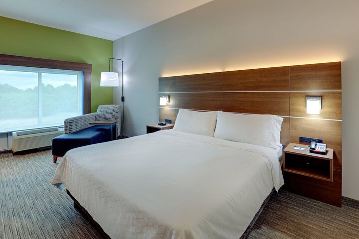 Standard | King Bed (11 of 25)