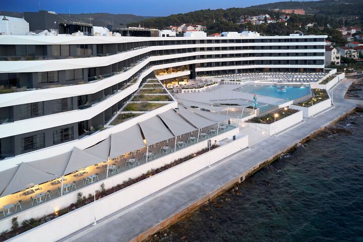 Hotel 89 of 101