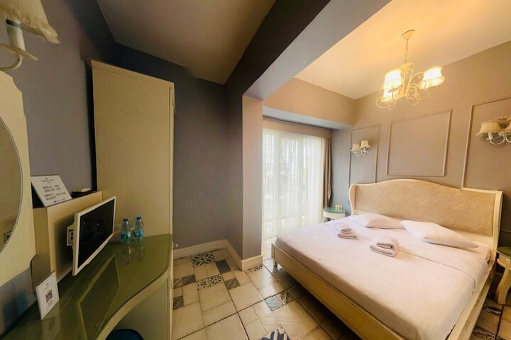 Room 34 of 125