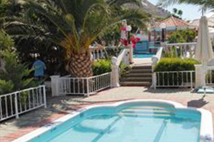 Pool 5 of 27