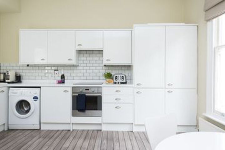 Room 16 of 24