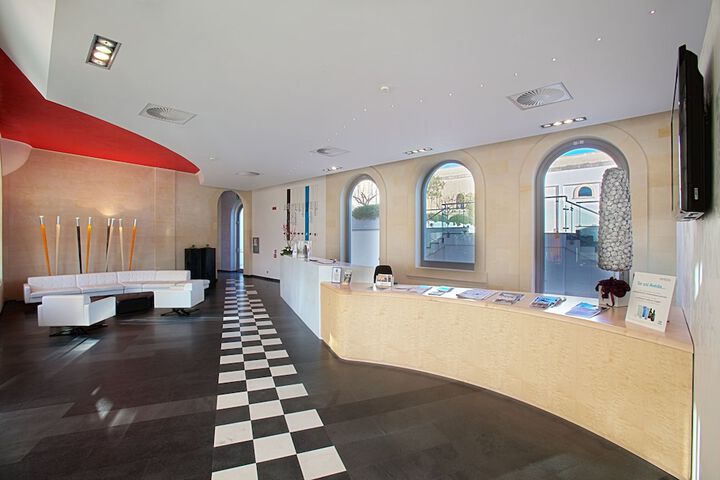 Hotel Lobby
