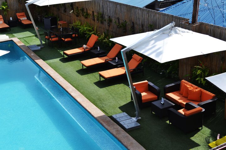 Pool 309 of 403