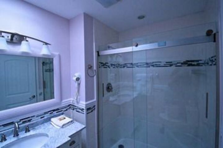 Room 2 of 21