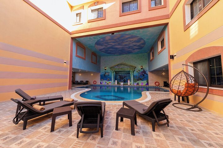 Pool 33 of 38