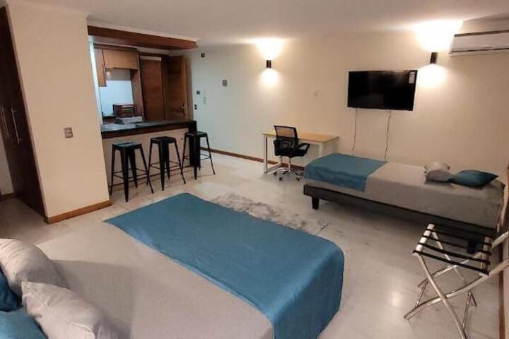 Room 8 of 28