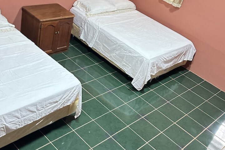 Room 3 of 63