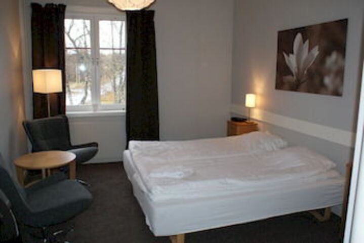 Room 13 of 21
