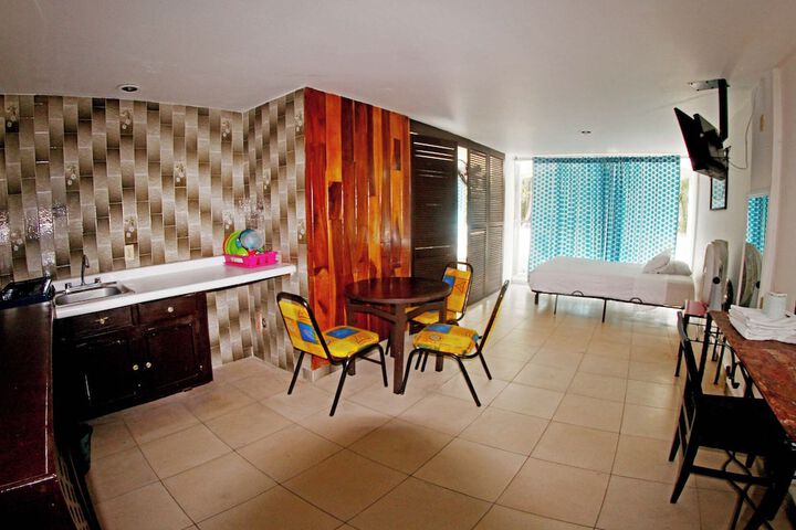 Hotel Suite Photo