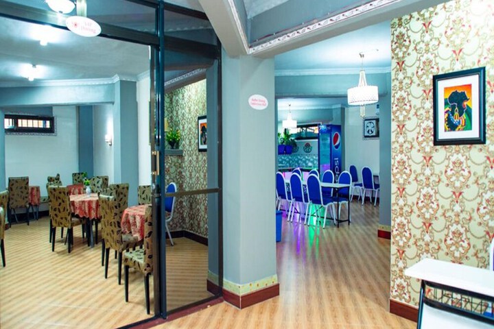 Ballroom/Hall 61 of 67
