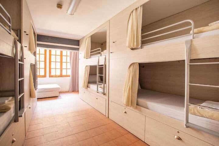 Room 87 of 147