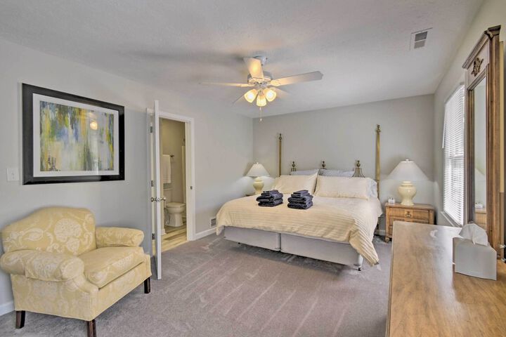 Downtown Southern Pines Townhome With Deck!
