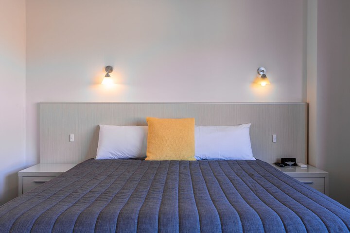 Room 8 of 41