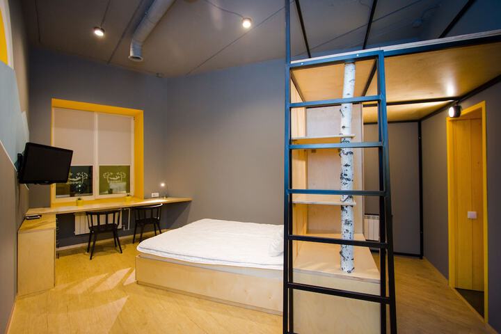 Room 46 of 48