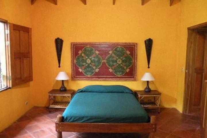 Room 20 of 66