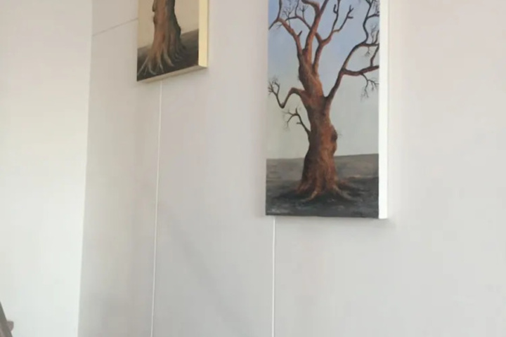 Room 13 of 20