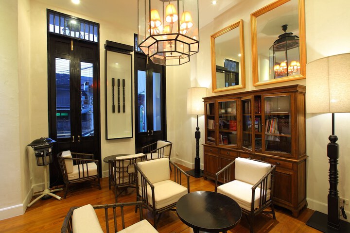 Guest Lobby