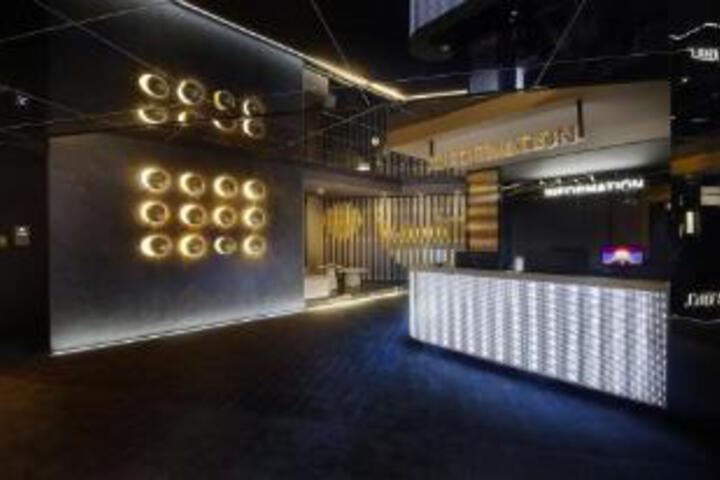 Yixi Gengetsu Hotel (Chengdu High-tech Financial City Subway Station)