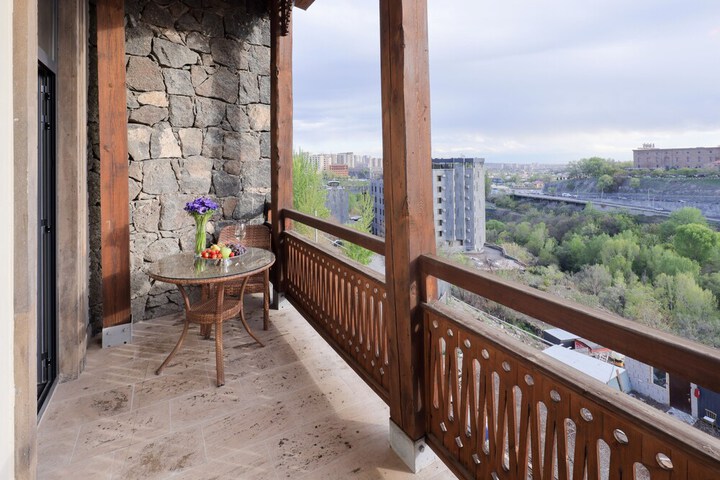 Terrace/Patio 39 of 93