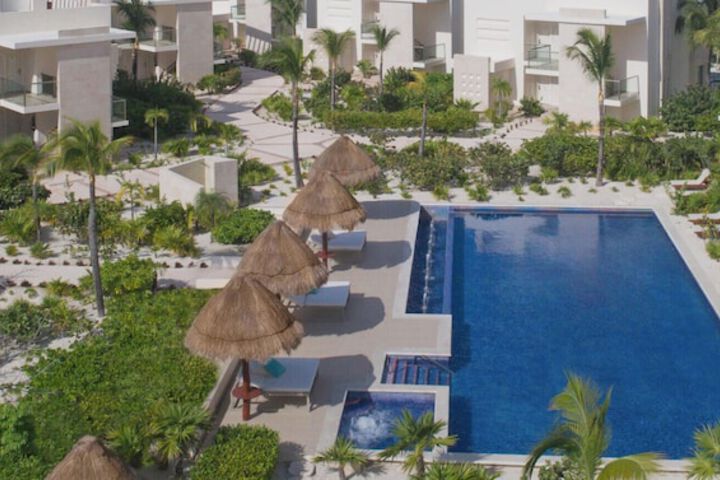 Hotel 49 of 51