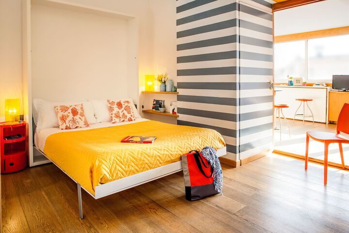 Room 4 of 35