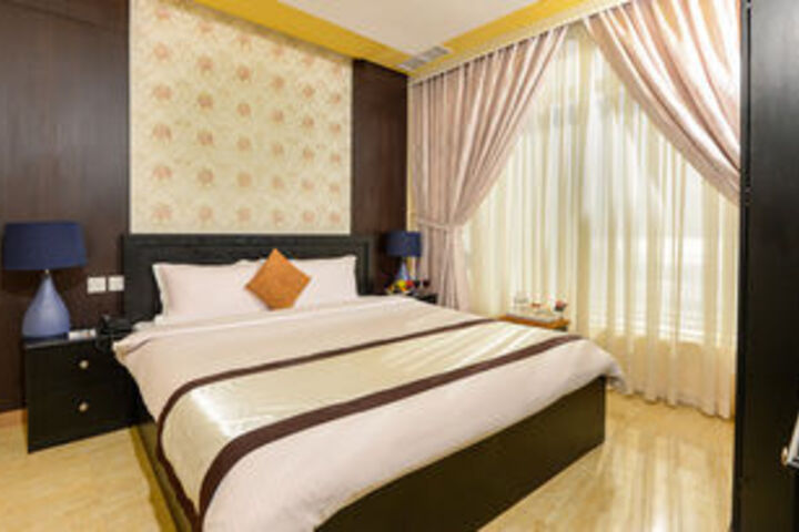 Room 14 of 38