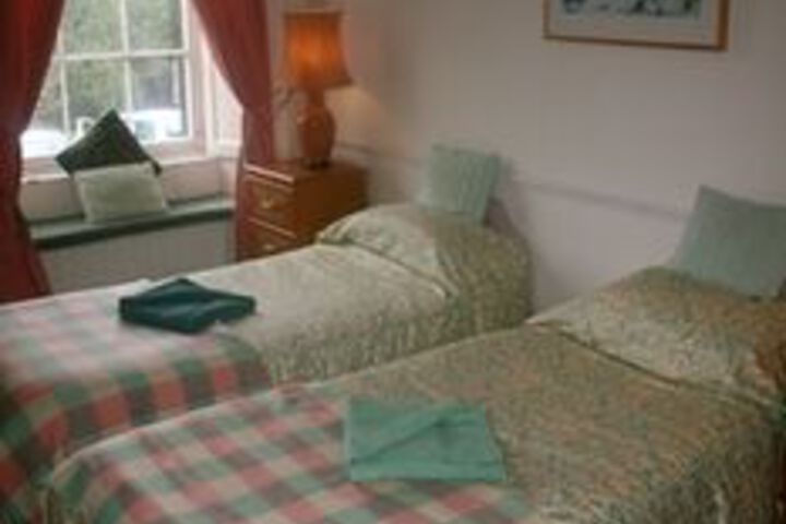 Room 11 of 20