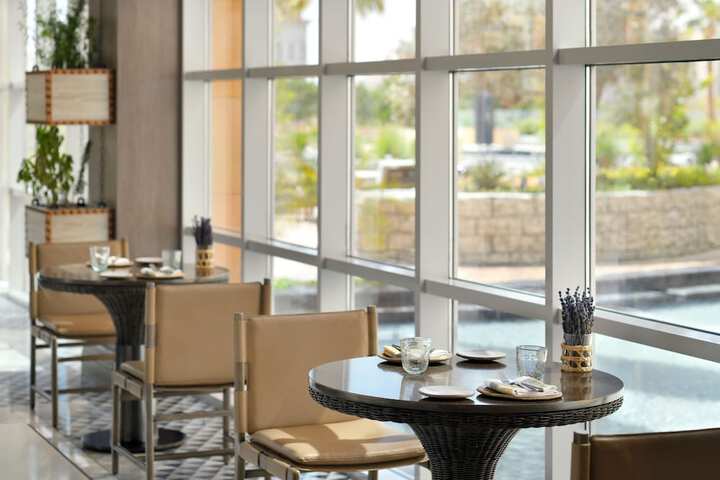 Dining 87 of 120