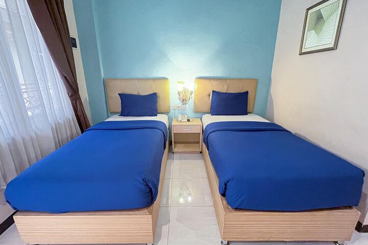 Room 5 of 42