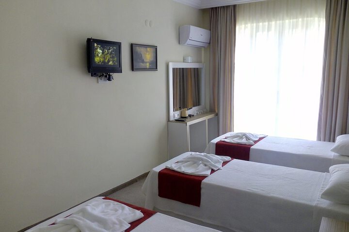 Room 10 of 63
