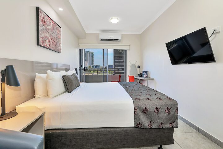 Room 12 of 42
