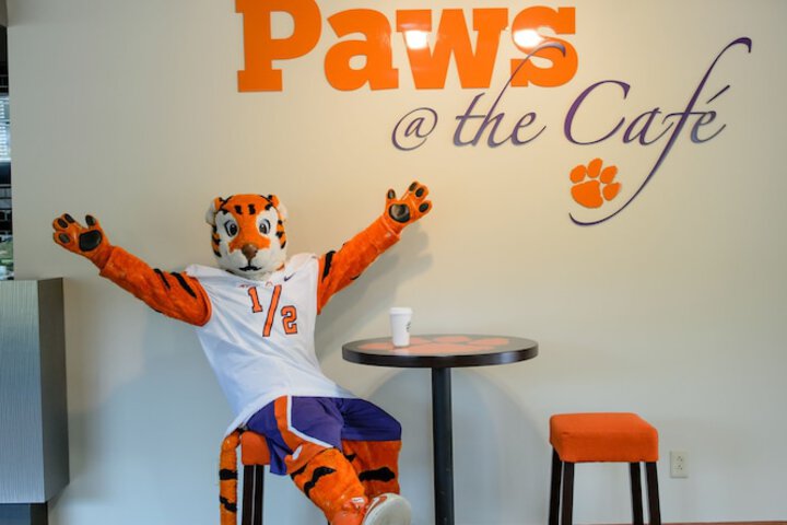 Breakfast/Coffee Service 38 of 60