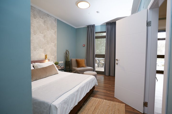 Room 16 of 59