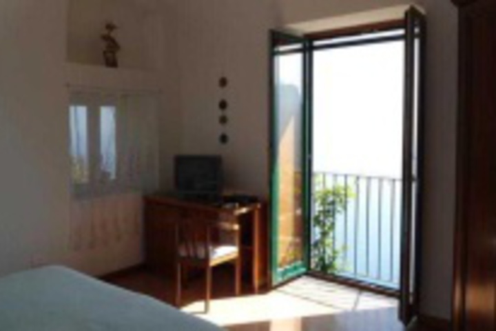 Room 42 of 119