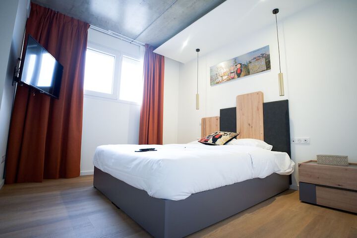 Room 34 of 94