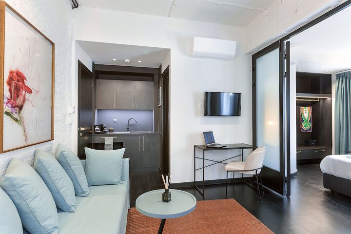 Room 22 of 72
