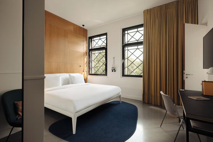 Room 14 of 58