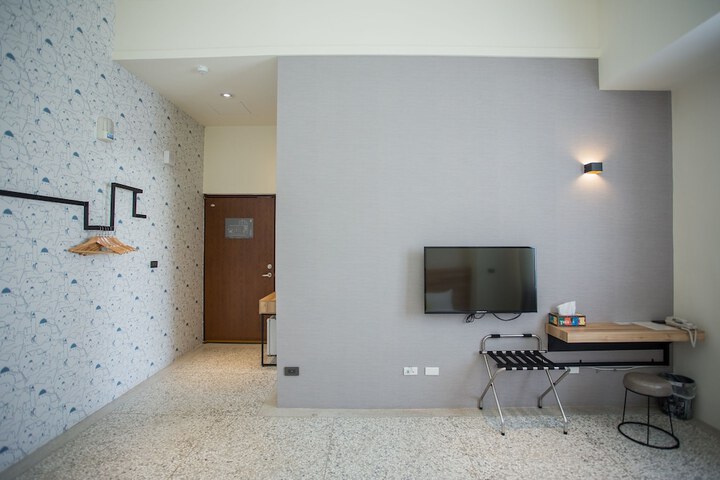 Room 89 of 177